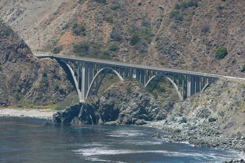 Sydpå ad Highway 1 via Big Sur, Californien, USA