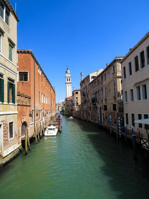 Italien