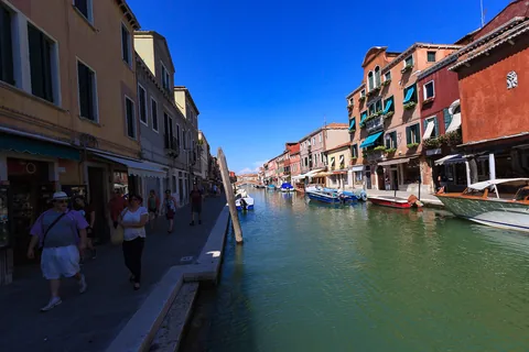 Italien