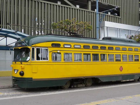 Smukke gamle sporvogne i San Francisco, USA