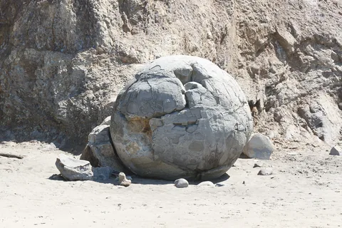 Moeraki Boulders, South Island, New Zealand