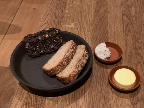 Middag på Barr, som ligger i Nomas gamle lokaler. Fantastisk lækker mad, i hyggelige lokaler.