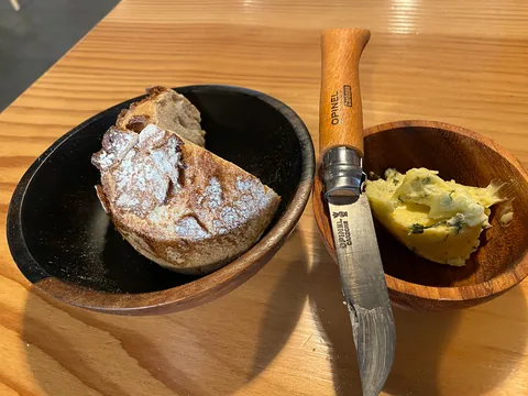 Middag på L'Alchemille i Kayserberg, Alsace, Frankrig.