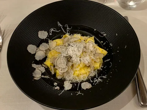 Middag på La Locanda del Sorriso i Dogliani