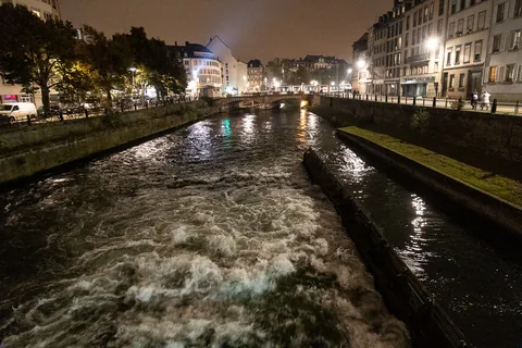 Første aften i Alsace i Strasbourg, med en lille middag og en rask gåtur i Petite France.
