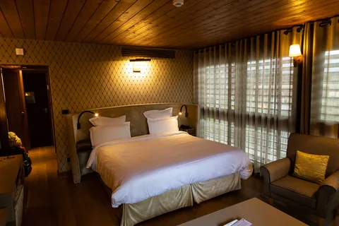 Så er vi ankommet til Hotel des Berges, Auberge de l'Ills tilhørende 5 stjernede hotel. Et megahyggeligt sted, som desværre heller ikke er gratis, så vi nøjes med en enkelt overnatning i denne omgang.