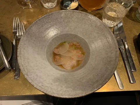 Årets sidste restaurantbesøg med Glenn og Lene, turen gik til Restaurant Palægade, hvor Lene og Rikke hoppede på Julefrokostmenuen, og Glenn og Michael gik efter deres 5 retters menu. Dertil lidt forskellige øl.